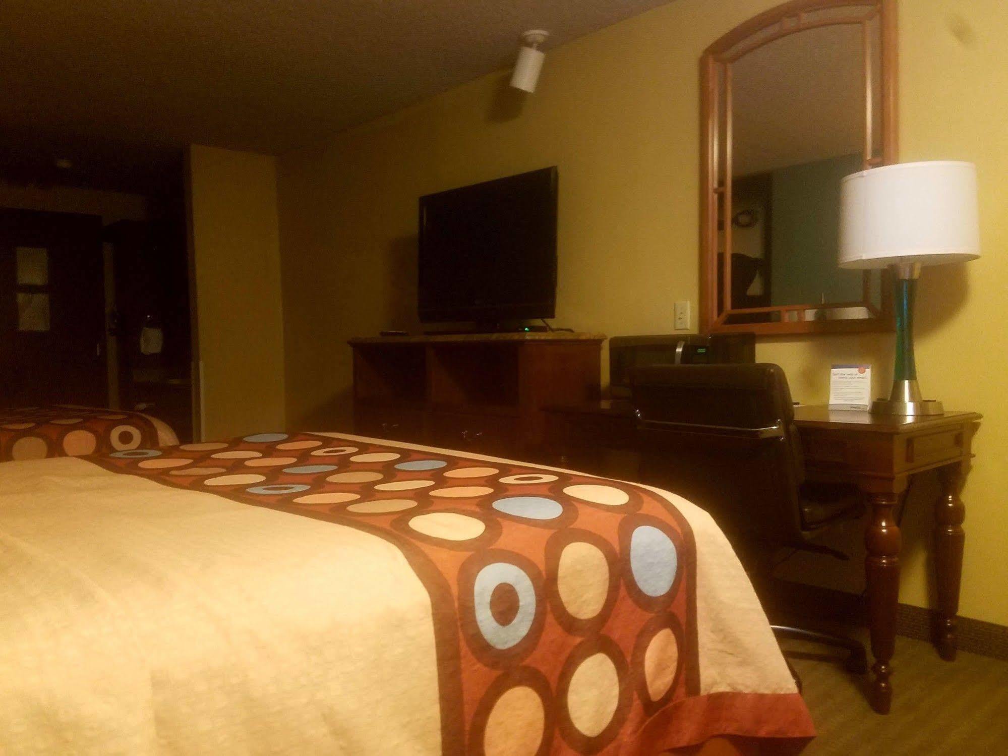 Super 8 By Wyndham Casper East/evansville * Evansville