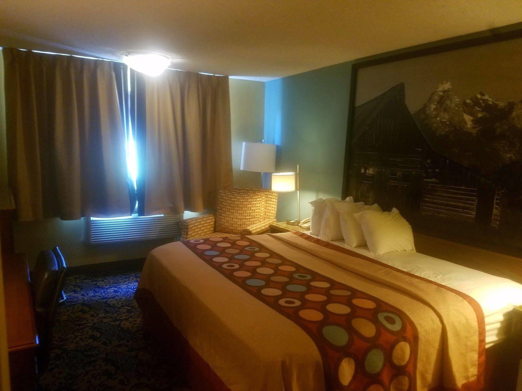 Super 8 By Wyndham Casper East/evansville Lodge