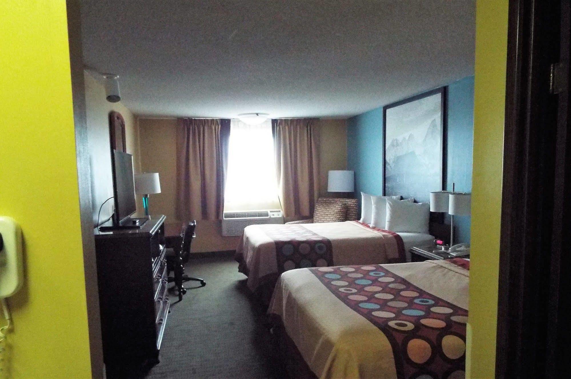 Super 8 By Wyndham Casper East/evansville Evansville
