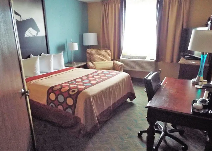Super 8 By Wyndham Casper East/Evansville
